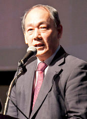 Yuji Hitomi, Ph.D.Vice President, Biomarker Science